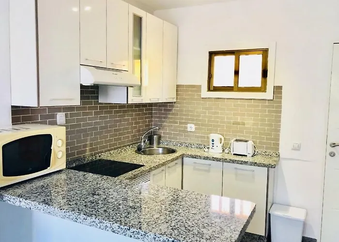 Amazing Holidays In Tenerife With Wifi Адехе