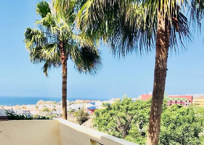 Апартаменти Amazing Holidays In Tenerife With Wifi Адехе