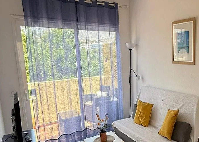 Amazing Holidays In Tenerife With Wifi Адехе